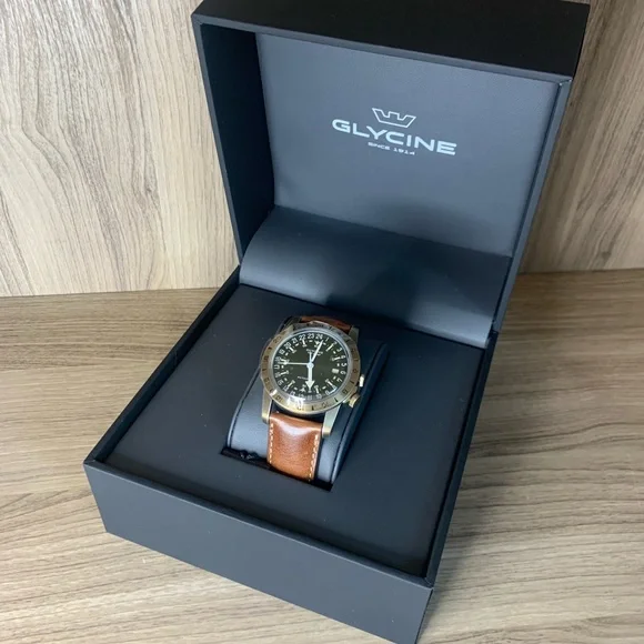 Glycine Men's GL0413 Airman The Chief 40mm Automatic Watch - Picture 5 of 9